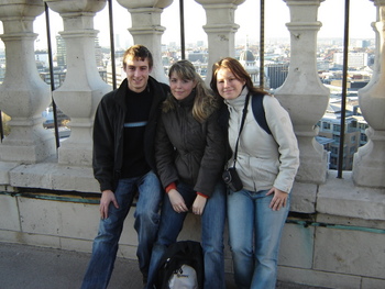 Click to View travelling